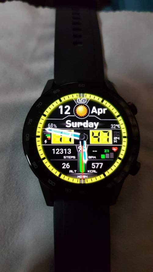 Amazing Color changing digital watch face theme