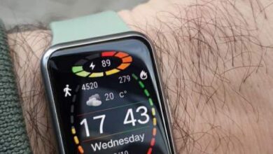 Two circles digital watch face