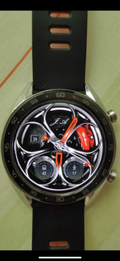 Alloy wheels like designed watch face