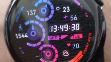 Color changing digital watch face