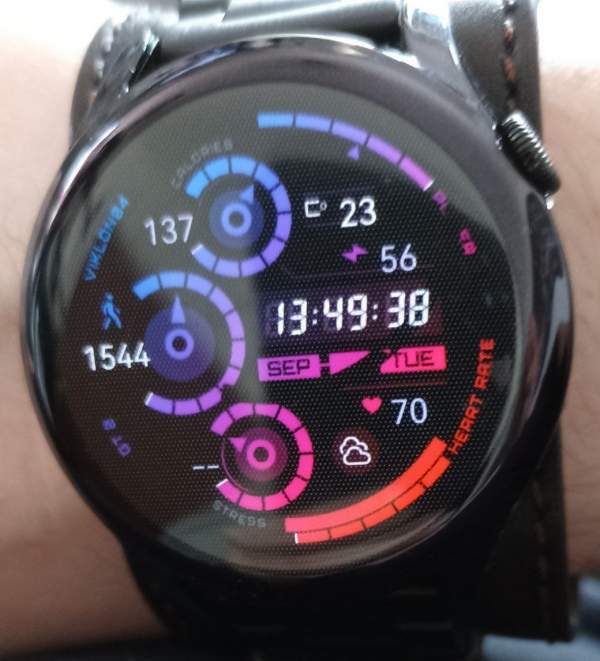 Color changing digital watch face