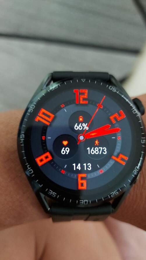 Just Red hybrid watchface theme