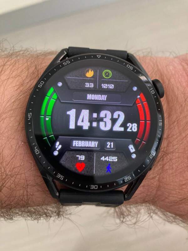 Green Red digital watch face theme