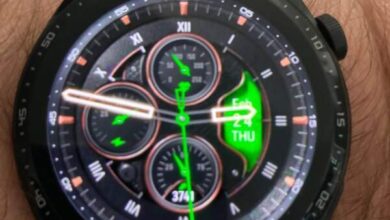 Metallic green hybrid watch face theme