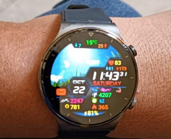 Beautiful weather pictures digital watch face theme